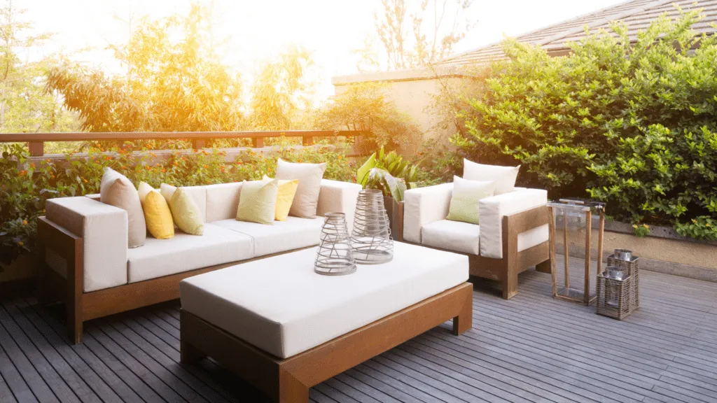 taking care of and storing garden furniture in autumn and winter.